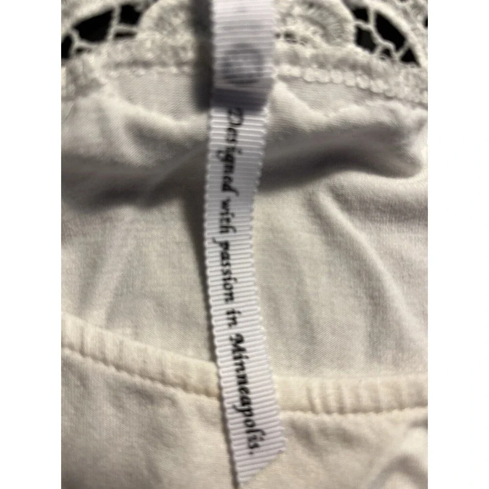 Leo & Nicole Women's Crochet Tank Top White Stretch USA Size Medium - Picture 6 of 8